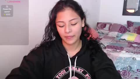 ashly online show from January 14, 8:14 pm
