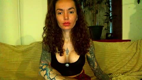 Cute face online show from February 11, 2:03 am