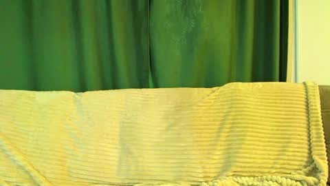 Cute face online show from October 30, 3:08 am