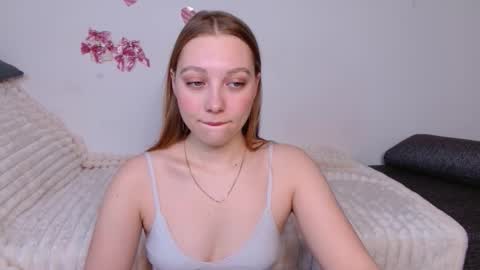 love bella  online show from February 23, 12:09 am