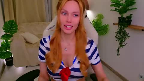 Snapshot of love_call chatting on May 26, 2:29 am love_call online show from May 26, 2:29 am
