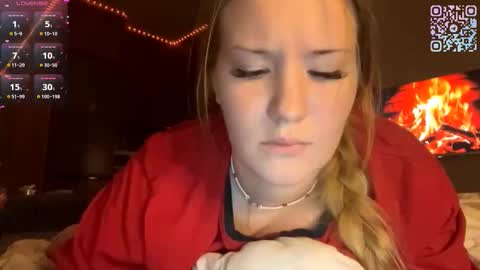 Megan online show from March 9, 7:29 pm