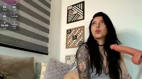 Snapshot of love_sharol chatting on September 17, 1:29 am Sharol Leon online show from September 17, 1:29 am