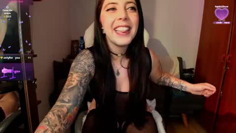 Sharol Leon online show from July 31, 11:37 pm