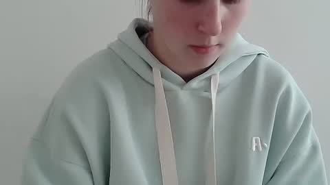 Snapshot of love_vivian chatting on November 10, 10:58 am Vivian online show from November 10, 10:58 am