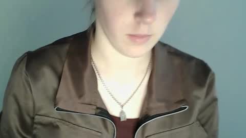 Snapshot of love_vivian chatting on November 13, 2:27 pm Vivian online show from November 13, 2:27 pm