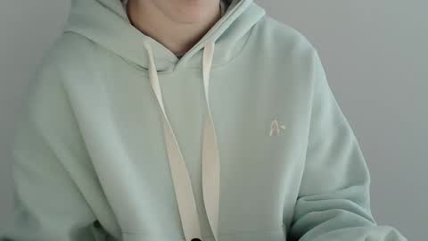 Snapshot of love_vivian chatting on November 22, 7:18 am Vivian online show from November 22, 7:18 am