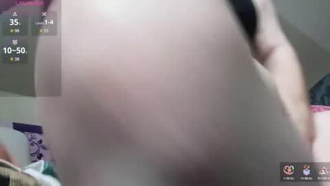 Snapshot of lovebear_one chatting on January 18, 12:42 pm LoveBear online show from January 18, 12:42 pm