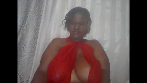 Snapshot of lovebigmelon chatting on March 6, 8:59 pm Lynn online show from March 6, 8:59 pm