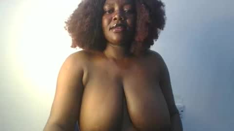 Snapshot of lovecumsluttie chatting on September 19, 12:50 pm mila online show from September 19, 12:50 pm