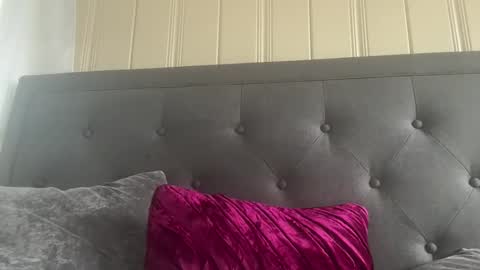 loved19 online show from March 11, 6:47 pm