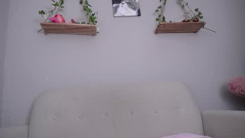 katalina   online show from February 24, 3:02 am