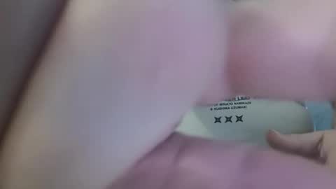 Snapshot of loveepussy59 chatting on January 7, 9:40 am Free spirit online show from January 7, 9:40 am