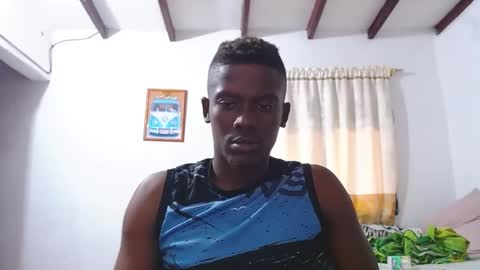 Snapshot of loveforever_69 chatting on December 9, 11:15 am -kiliiamp online show from December 9, 11:15 am