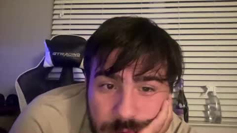 Snapshot of lovefromrose1 chatting on September 22, 3:08 am Olivia Rose online show from September 22, 3:08 am