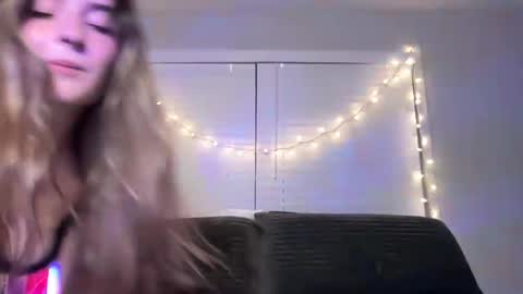 Olivia Rose online show from July 30, 4:00 am