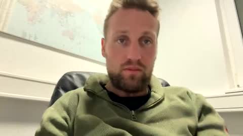 lovefuesse online show from March 10, 9:03 am