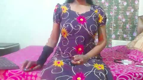 Divya online show from February 9, 8:44 am