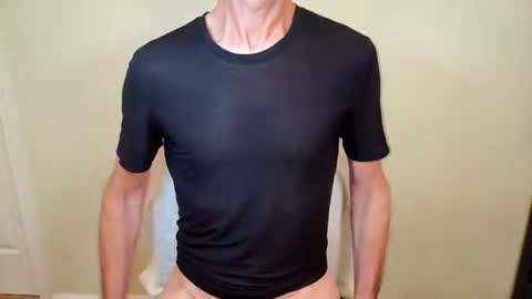 lovegirlswithcock988 online show from July 1, 10:31 pm