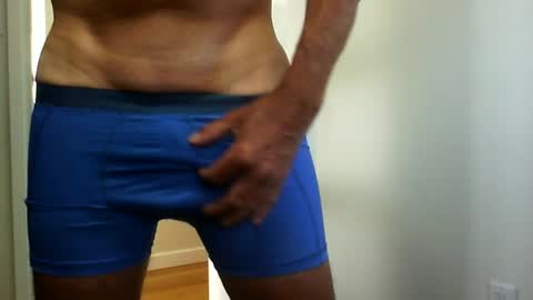 lovehairyone online show from May 11, 9:12 pm
