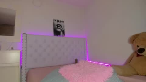 Val online show from December 8, 5:18 am