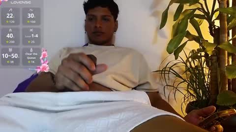 Justin and pandora online show from April 12, 4:06 am