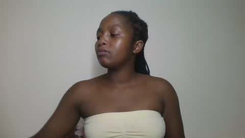 lovelbrownie online show from July 22, 6:54 pm