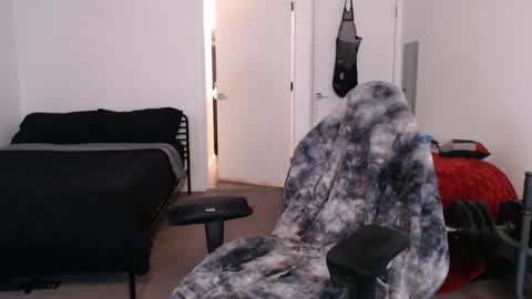 Snapshot of loveleexd21 chatting on November 19, 12:43 am loveleexd21 online show from November 19, 12:43 am