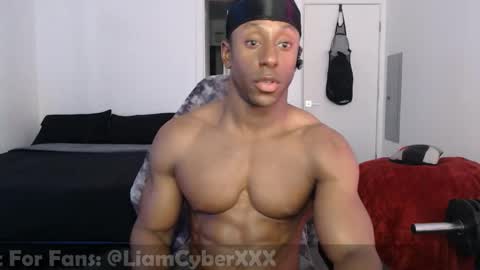 Snapshot of loveleexd21 chatting on December 5, 5:20 pm loveleexd21 online show from December 5, 5:20 pm