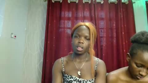 Snapshot of lovelent_shaz chatting on February 12, 4:07 am Shaz online show from February 12, 4:07 am