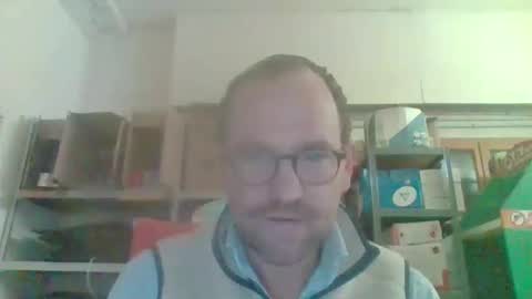 Snapshot of lovelick007 chatting on February 4, 10:43 am lovelick007 online show from February 4, 10:43 am