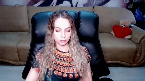 private open online show from April 2, 1:20 pm