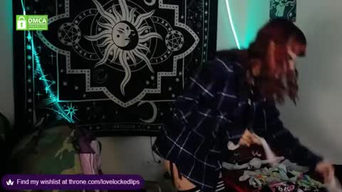 Snapshot of lovelockedlips chatting on September 21, 3:41 am Alex Violet online show from September 21, 3:41 am