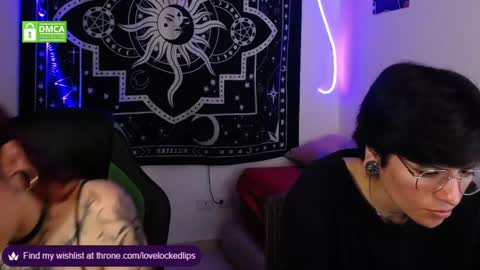 Snapshot of lovelockedlips chatting on October 7, 2:31 am Alex Violet online show from October 7, 2:31 am