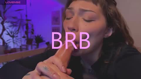 Elsa online show from December 18, 5:24 am