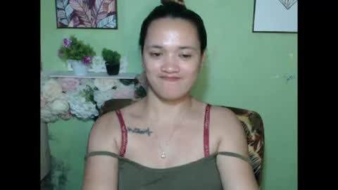 Snapshot of lovely_chicky06 chatting on July 27, 6:31 am hearty2 Hey guys Im Jess online show from July 27, 6:31 am