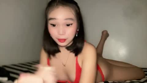 Snapshot of lovely_cittie18 chatting on December 15, 2:21 pm lovely_cittie18 online show from December 15, 2:21 pm