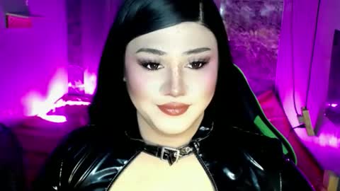 lovely_coleen online show from December 2, 6:36 pm