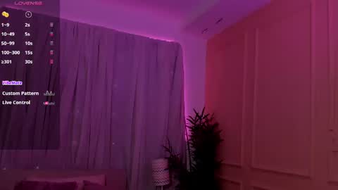Emma online show from June 18, 1:48 pm
