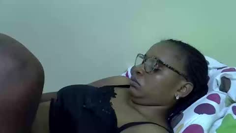 Snapshot of lovely_gee chatting on April 23, 3:08 am sexylover online show from April 23, 3:08 am