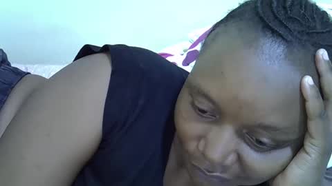 Snapshot of lovely_gee chatting on April 24, 2:14 am sexylover online show from April 24, 2:14 am