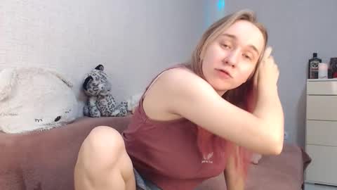 Lovely Hayley online show from October 31, 11:28 pm