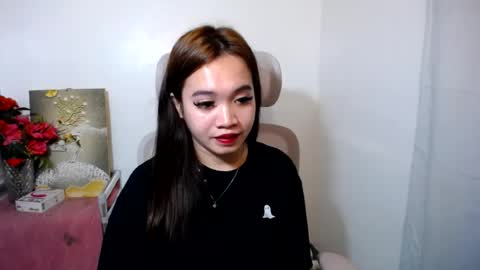 lovely_lianne online show from July 15, 3:34 am