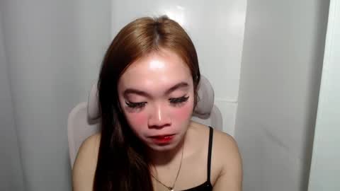lovely_lianne online show from July 28, 12:48 pm