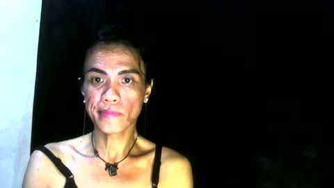 Snapshot of lovely_manificent4u chatting on June 5, 10:37 pm Lest online show from June 5, 10:37 pm