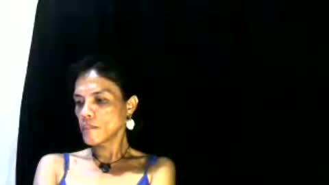 Snapshot of lovely_manificent4u chatting on July 20, 12:25 am Lest online show from July 20, 12:25 am