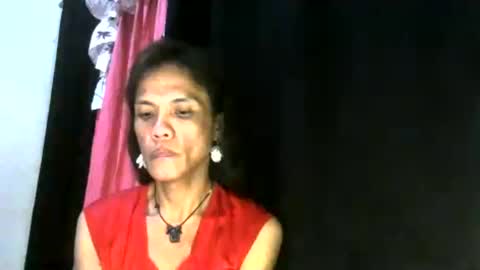Snapshot of lovely_manificent4u chatting on August 6, 11:56 am Lest online show from August 6, 11:56 am