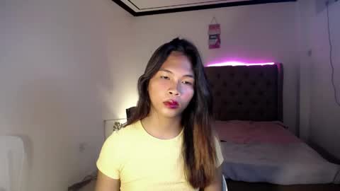 KATE online show from June 4, 8:37 pm