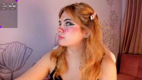 Snapshot of lovely_paris_01 chatting on July 13, 8:06 am Paris Rose online show from July 13, 8:06 am