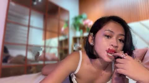   online show from March 8, 5:22 am